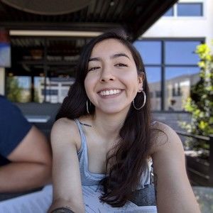 Meet your Posher, Kimberly